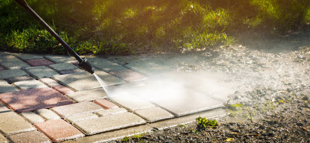 Best Pool Deck Cleaning  in Slater, IA